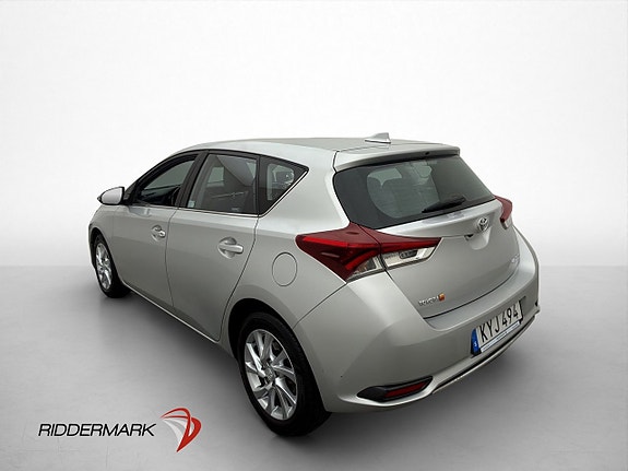 Toyota Auris 6 of 30