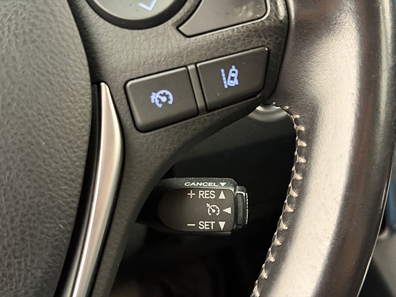Toyota Auris 19 of 30