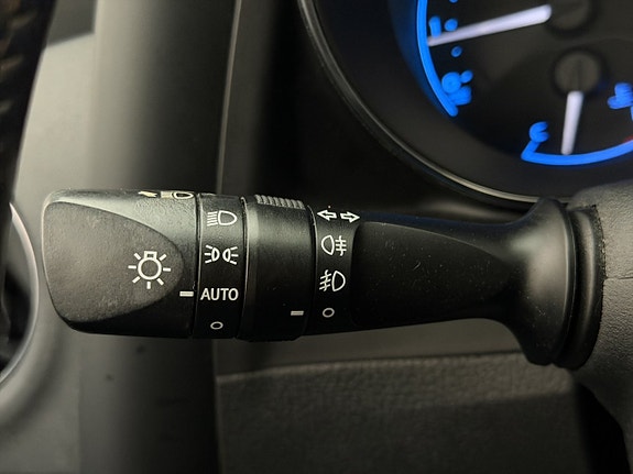 Toyota Auris 15 of 30
