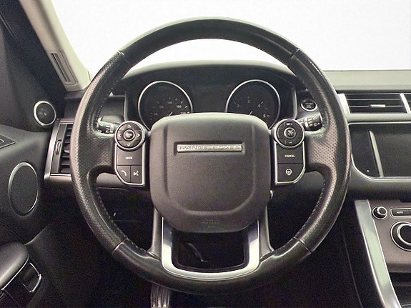 Land Rover Range Rover Sport 15 of 30