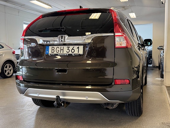 Honda CR-V 10 of 14