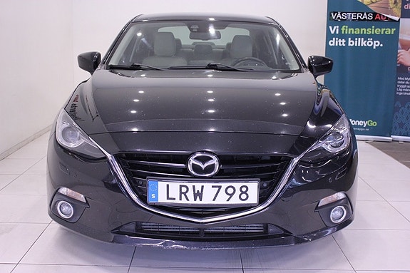 Mazda 3 5 of 5