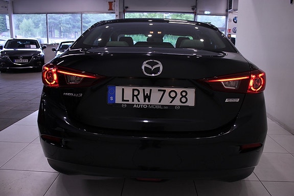 Mazda 3 8 of 30