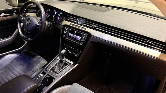 Volkswagen Passat 21 of 21