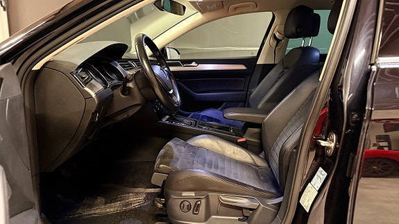 Volkswagen Passat 13 of 21