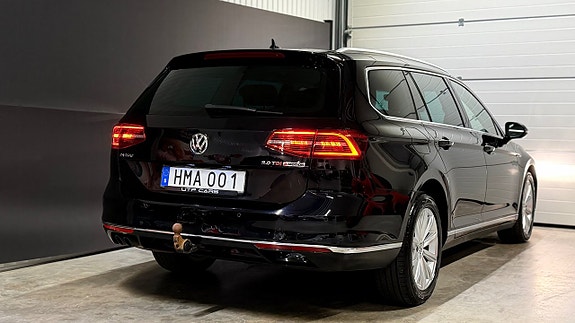 Volkswagen Passat 9 of 21