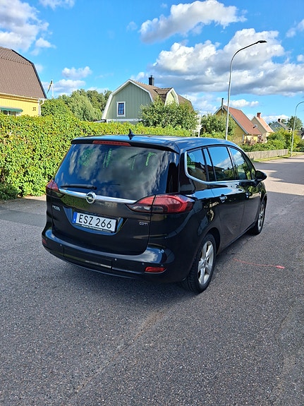 Opel Zafira Tourer 3 of 5