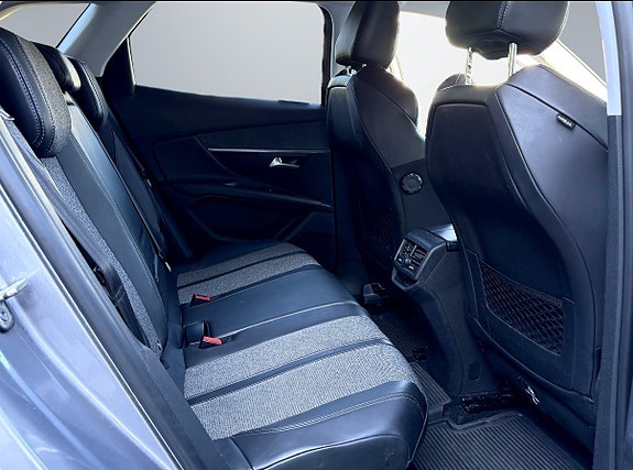 Peugeot 3008 11 of 13
