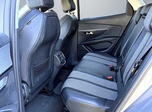 Peugeot 3008 10 of 13