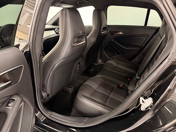 Mercedes-Benz CLA200 d 12 of 26