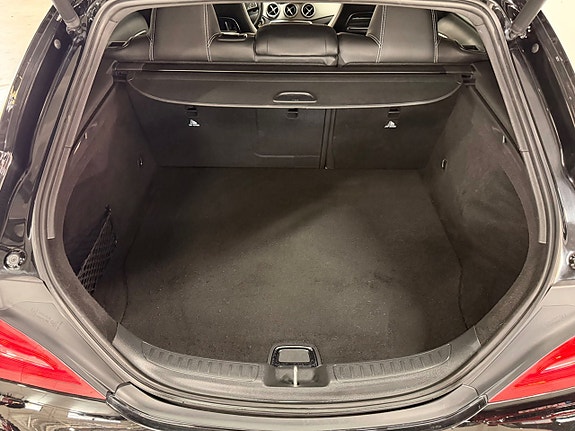 Mercedes-Benz CLA200 d 26 of 26