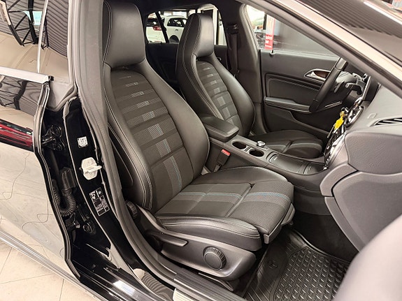 Mercedes-Benz CLA200 d 25 of 26