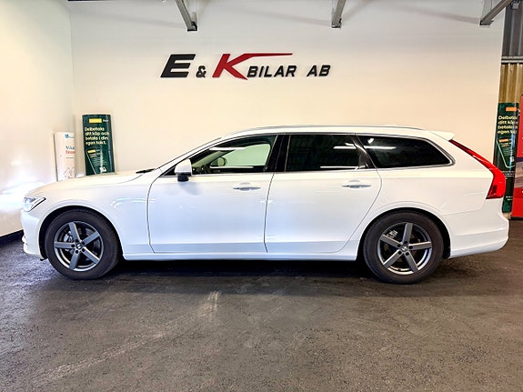 Volvo V90 3 of 5