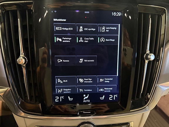 Volvo V90 13 of 23