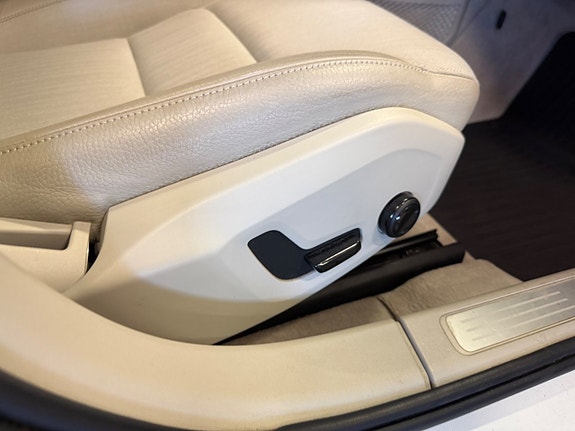 Volvo V90 11 of 23