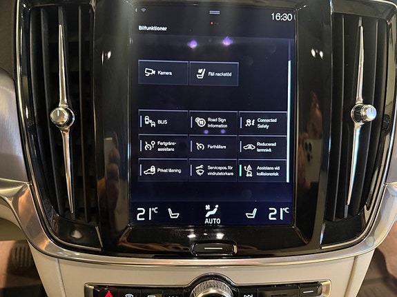 Volvo V90 14 of 23