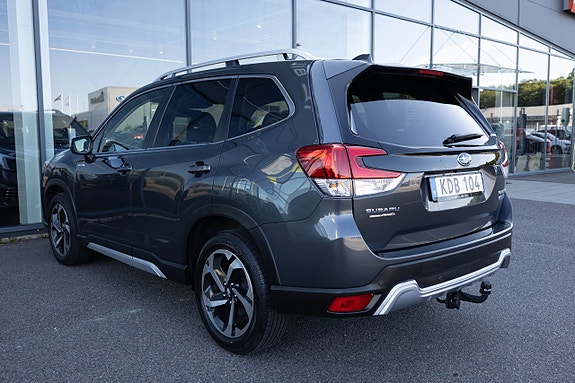 Subaru Forester 7 of 17