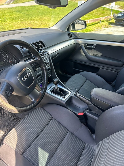 Audi A4 4 of 4