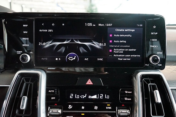 Kia Sorento 18 of 30