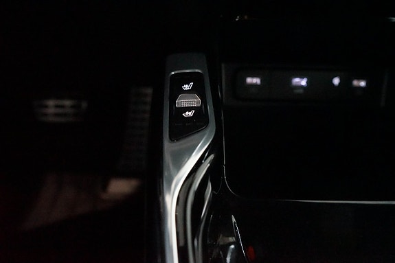 Kia Sorento 14 of 30