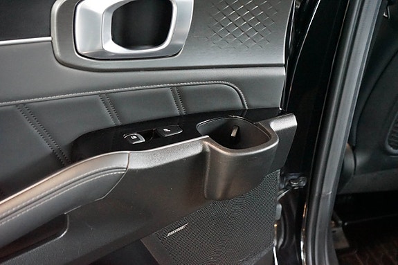 Kia Sorento 28 of 30