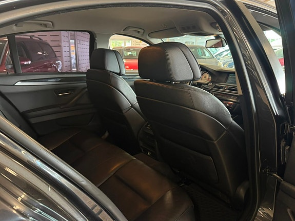 BMW 525d 8 of 16
