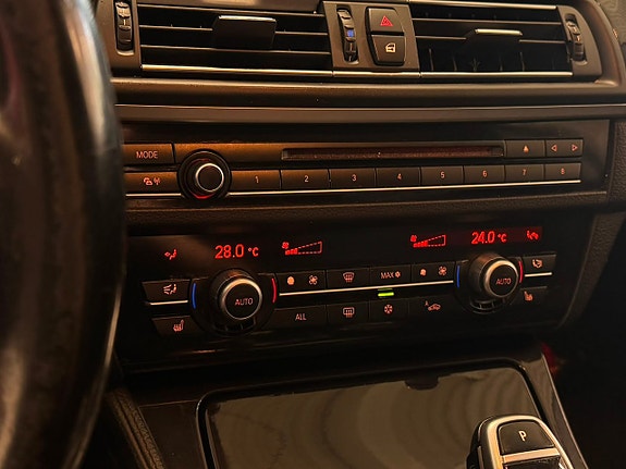 BMW 525d 15 of 16