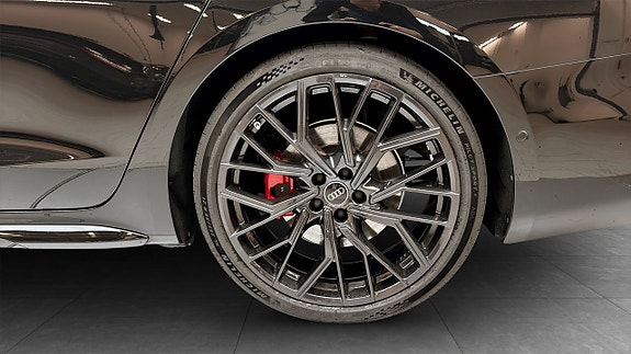 Audi A6 6 of 17