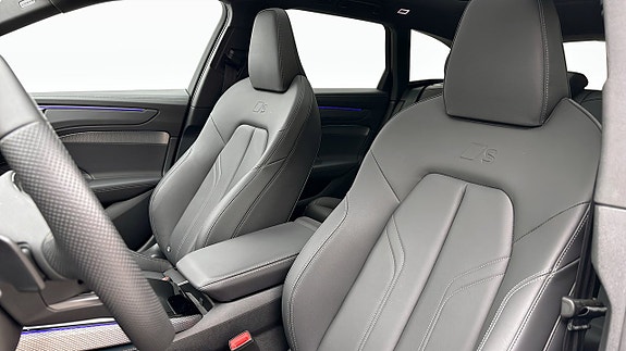 Audi A6 8 of 17