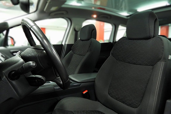 Peugeot 3008 17 of 30