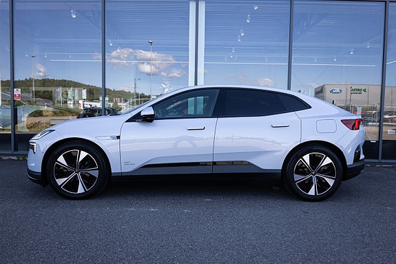 Polestar 4 4 of 5