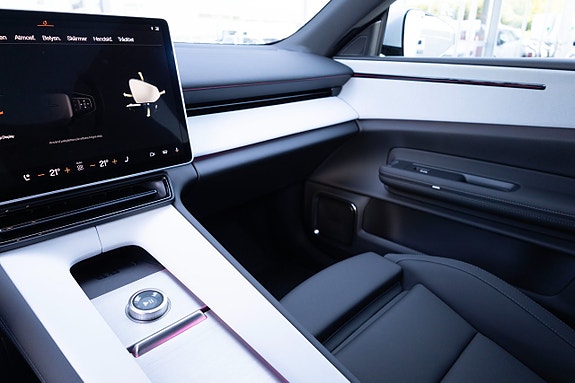 Polestar 4 19 of 20