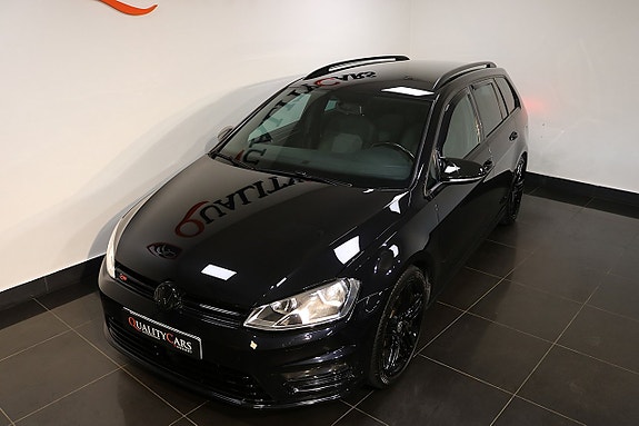 Volkswagen Golf VII 18 of 23