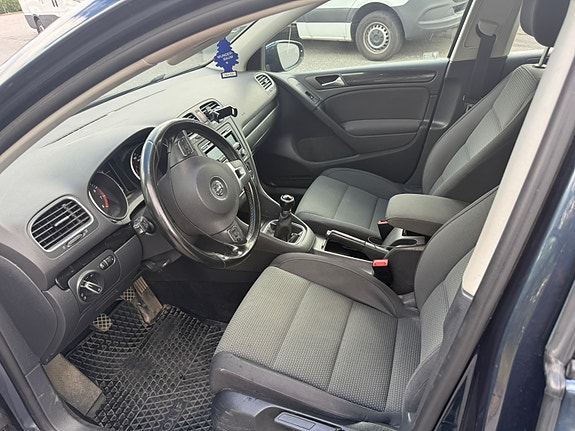 Volkswagen Golf VI 4 of 13