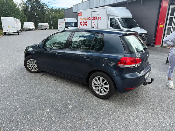 Volkswagen Golf VI 10 of 13