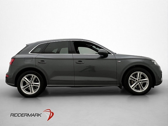 Audi Q5 9 of 30