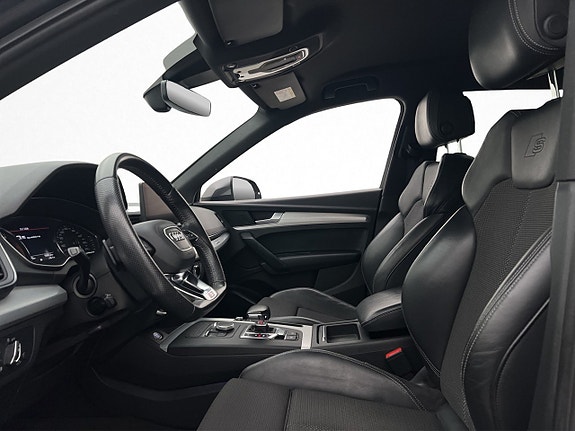 Audi Q5 12 of 30