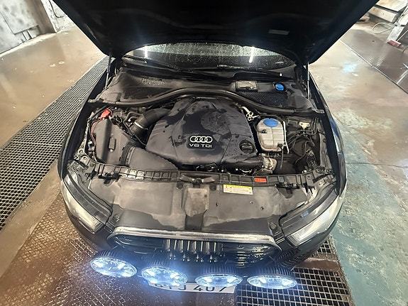 Audi A6 6 of 7