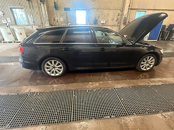 Audi A6 5 of 7