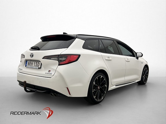Toyota Corolla 8 of 30