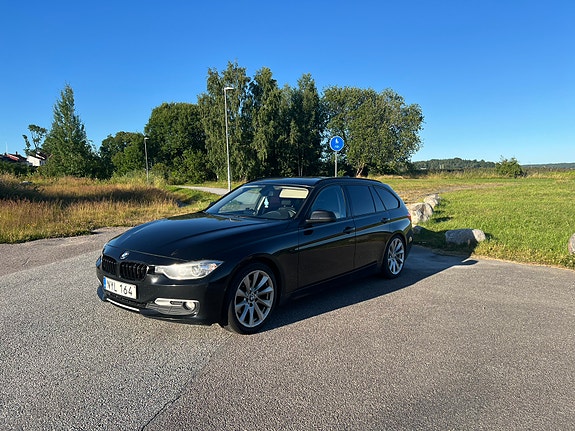 BMW 320d 3 of 7
