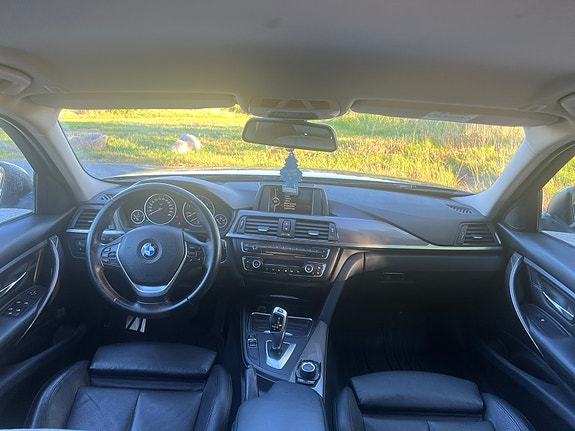 BMW 320d 5 of 7
