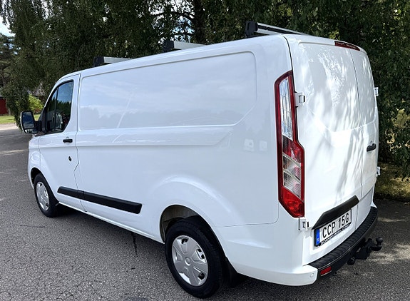 Ford Transit Custom 5 of 5