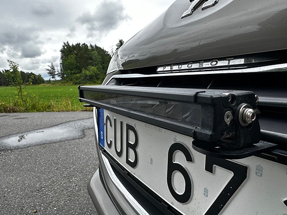 Peugeot 208 5 of 5
