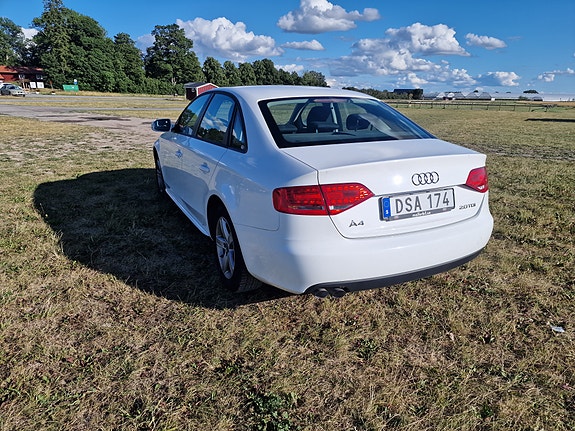 Audi A4 2 of 7