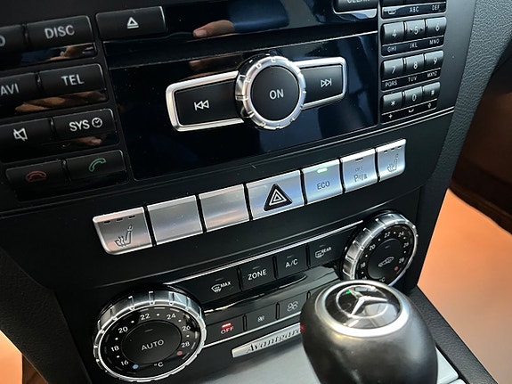 Mercedes-Benz C220 18 of 19