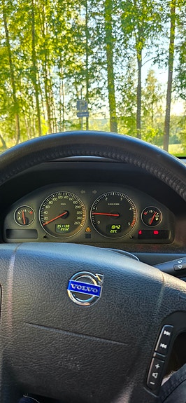 Volvo V70 9 of 15