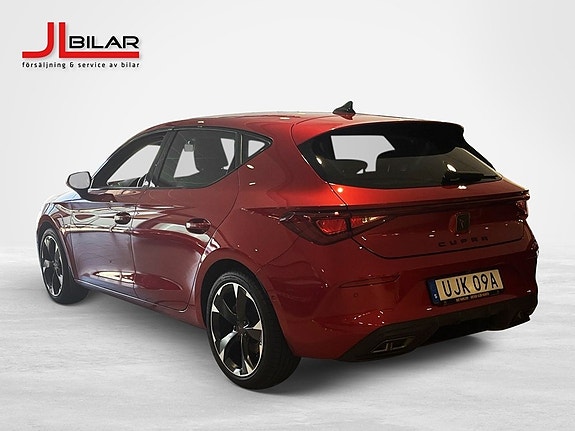 Cupra Leon 2 of 4