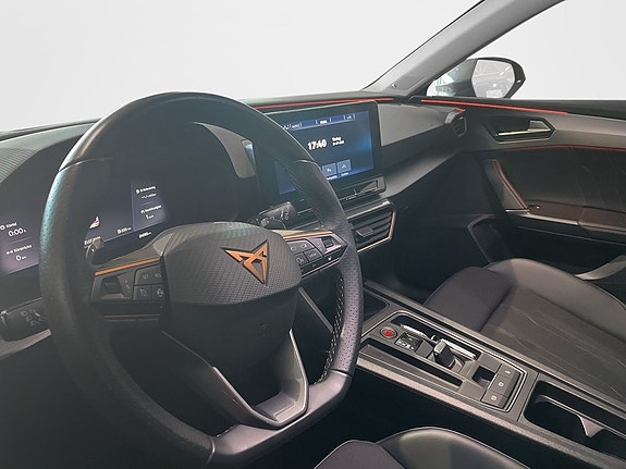Cupra Leon 3 of 4