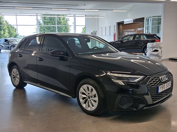 Audi A3 3 of 5